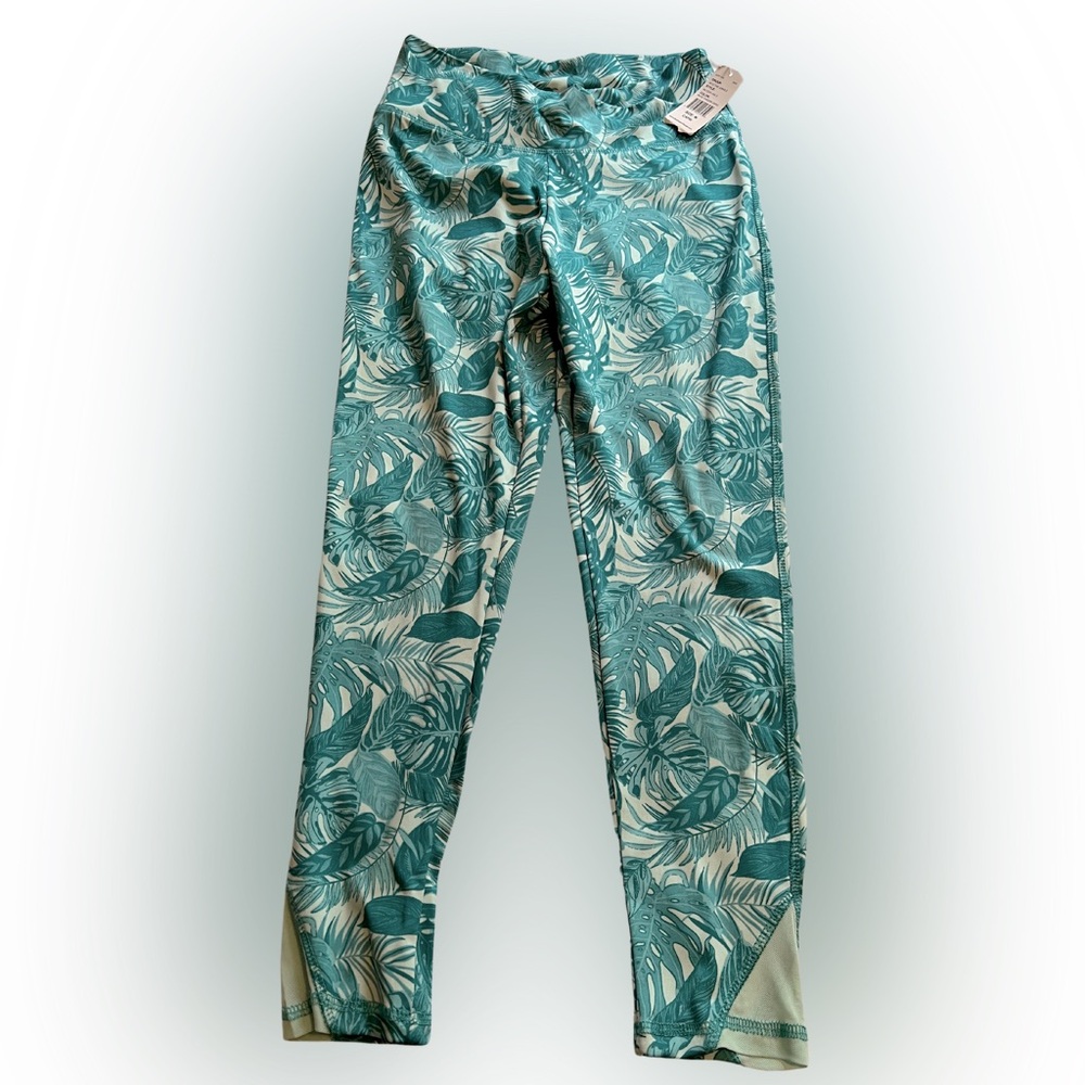 XPBX pro woman’s Capri leggings with scrunchie booty NWT